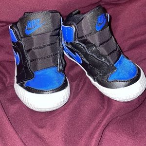 Nike Black & Blue Soft Bottoms (Crib)